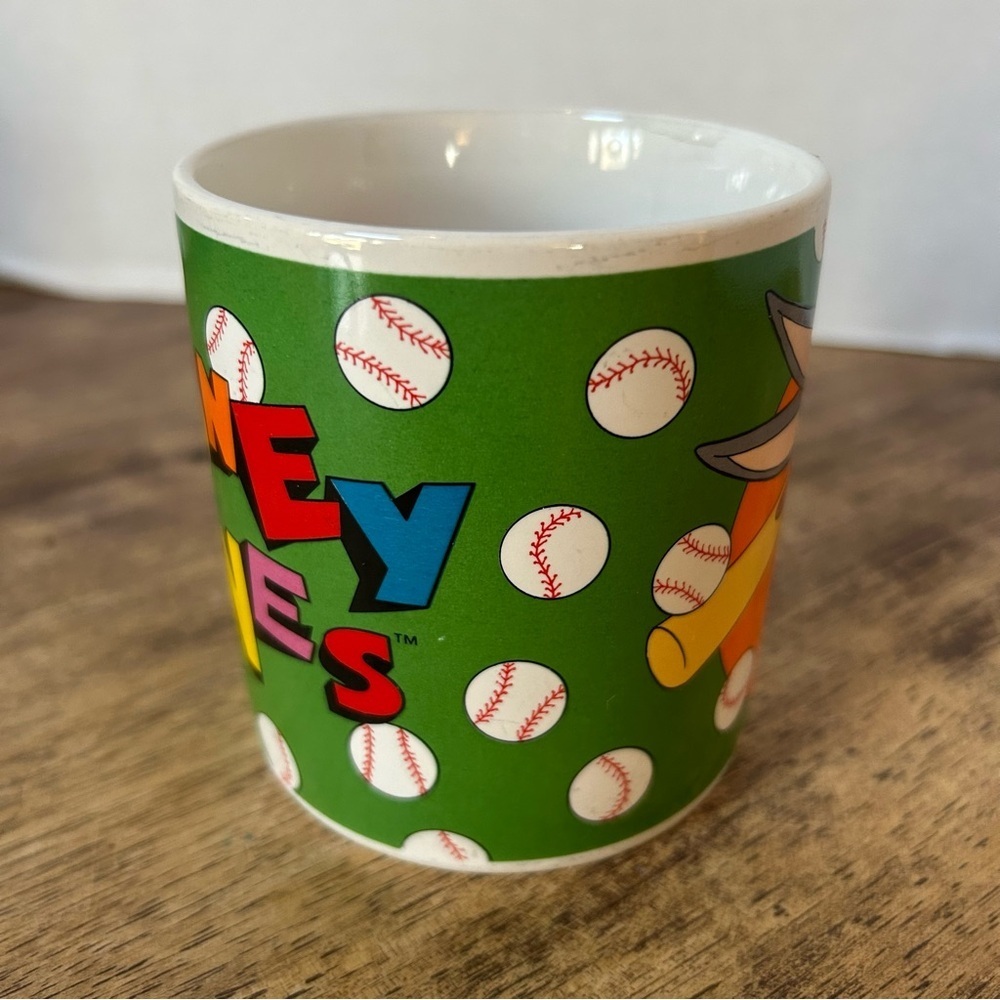 Vintage Looney Tunes Mug Coffee Bugs Bunny Baseball 1994 Warner Bros Sakura - Picture 2 of 8